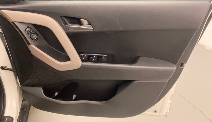 2017 Hyundai Creta SX PLUS AT 1.6 PETROL, Petrol, Automatic, 68,408 km, Driver Side Door Panels Control