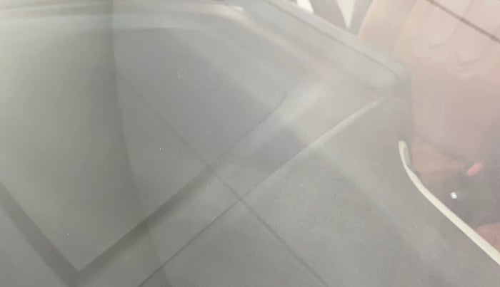 2019 Maruti New Wagon-R VXI 1.0, Petrol, Manual, 33,412 km, Front windshield - Minor spot on windshield