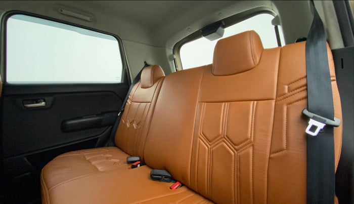2019 Maruti New Wagon-R VXI 1.0, Petrol, Manual, 33,412 km, Right Side Rear Door Cabin