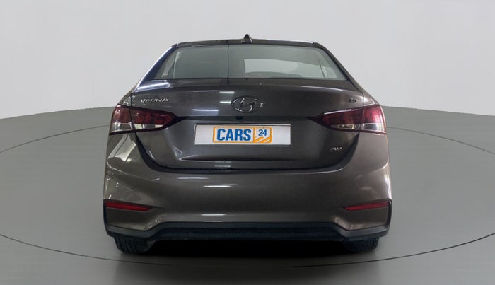 2019 Hyundai Verna 1.6 VTVT SX + AT, Petrol, Automatic, 47,944 km, Back/Rear