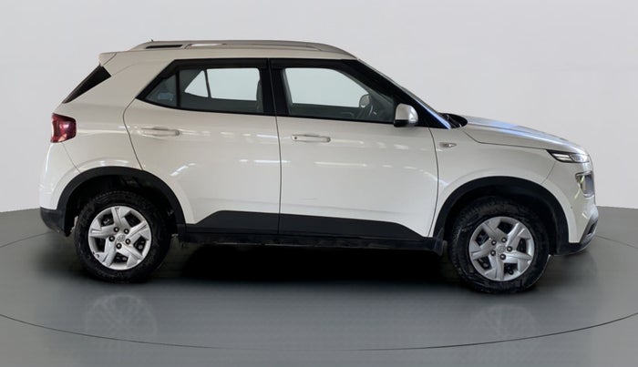 2021 Hyundai VENUE S 1.2, Petrol, Manual, 26,747 km, Right Side View