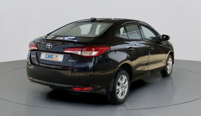 2018 Toyota YARIS V CVT, Petrol, Automatic, 21,551 km, Right Back Diagonal
