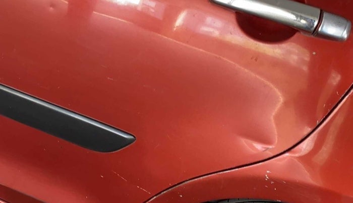 2014 Maruti Swift ZDI, Diesel, Manual, 64,541 km, Rear left door - Minor scratches