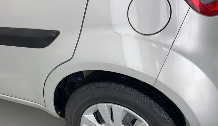 2012 Maruti Ritz VXI, Petrol, Manual, 41,115 km, Left quarter panel - Minor scratches
