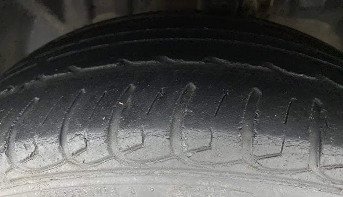 2016 Ford Ecosport TITANIUM 1.5L PETROL AT, Petrol, Automatic, 62,510 km, Left Front Tyre Tread