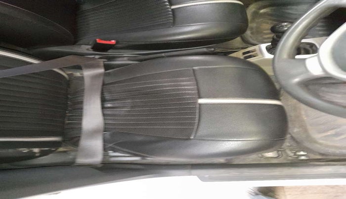 2018 Maruti Alto K10 VXI, Petrol, Manual, 54,345 km, Driver seat - Cover slightly torn