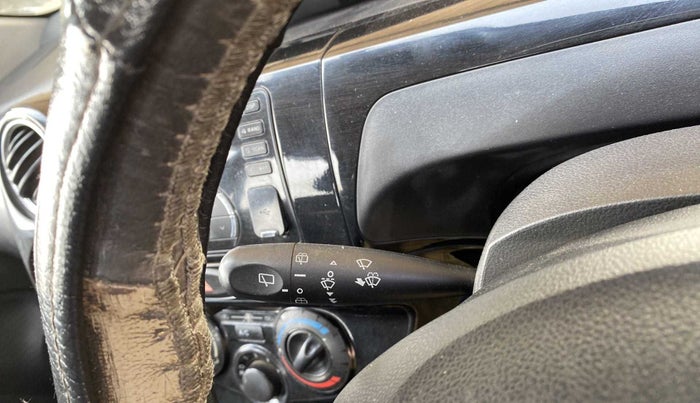 2014 Toyota Etios CROSS 1.2 G, Petrol, Manual, 44,436 km, Combination switch - Wiper Switch not functional