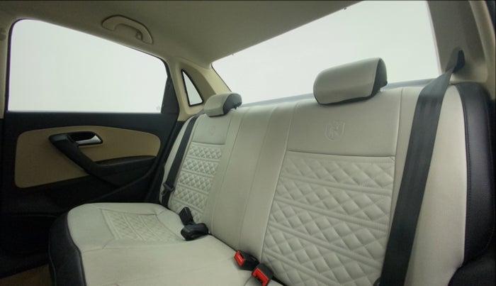 2016 Volkswagen Ameo COMFORTLINE 1.2, Petrol, Manual, 11,552 km, Right Side Rear Door Cabin