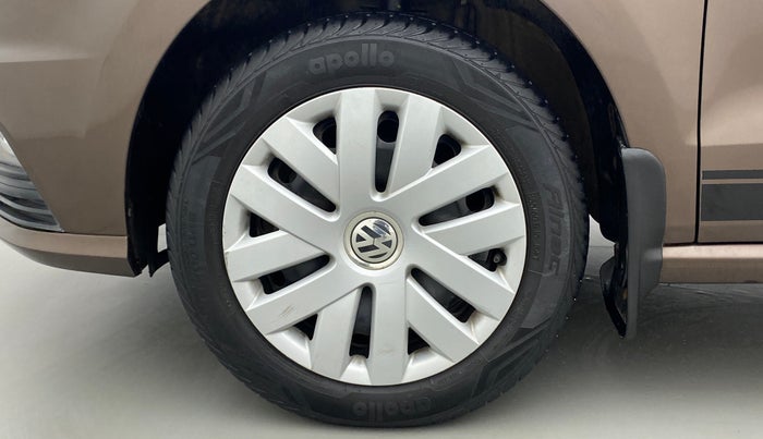 2016 Volkswagen Ameo COMFORTLINE 1.2, Petrol, Manual, 11,552 km, Left Front Wheel