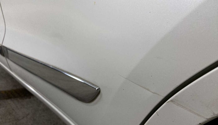 2020 Toyota Glanza G, Petrol, Manual, 21,627 km, Rear left door - Minor scratches