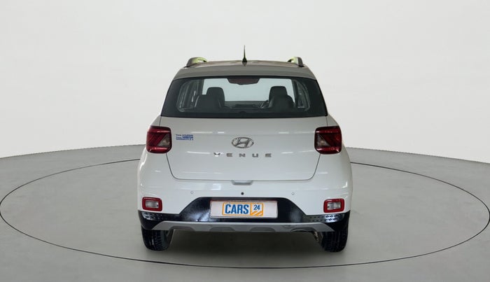 2020 Hyundai VENUE S 1.2, Petrol, Manual, 48,706 km, Back/Rear