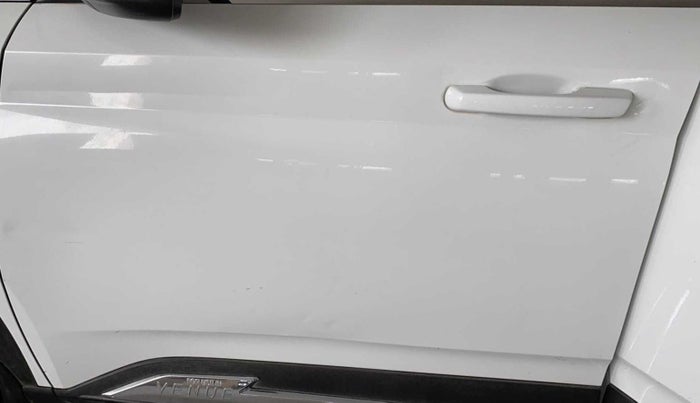 2020 Hyundai VENUE S 1.2, Petrol, Manual, 48,706 km, Front passenger door - Slightly dented