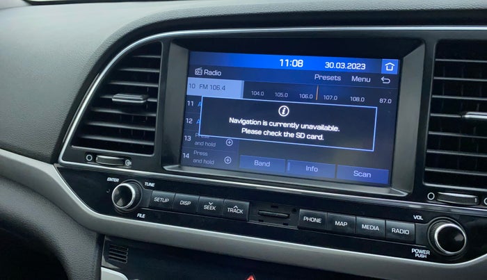 2017 Hyundai New Elantra 2.0 SX MT PETROL, Petrol, Manual, 24,018 km, Infotainment system - GPS Card not working/missing