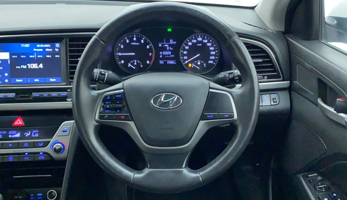 2017 Hyundai New Elantra 2.0 SX MT PETROL, Petrol, Manual, 24,018 km, Steering Wheel Close Up