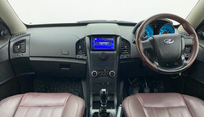 2019 Mahindra XUV500 W3, Diesel, Manual, 36,170 km, Dashboard