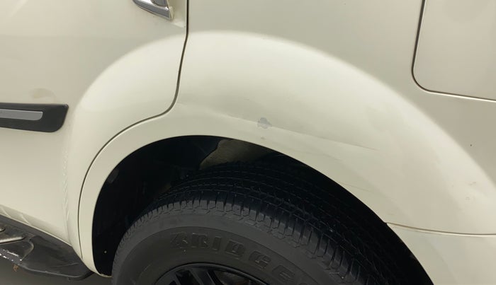 2019 Mahindra XUV500 W3, Diesel, Manual, 36,170 km, Left quarter panel - Slightly dented