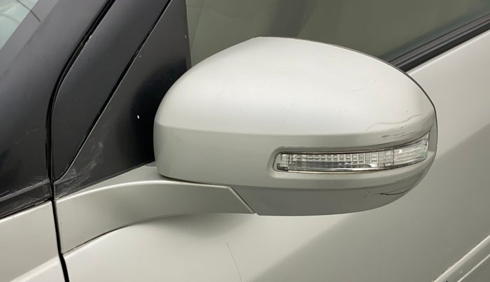 2012 Maruti Swift Dzire VXI, Petrol, Manual, 1,02,818 km, Left rear-view mirror - Indicator light has minor damage