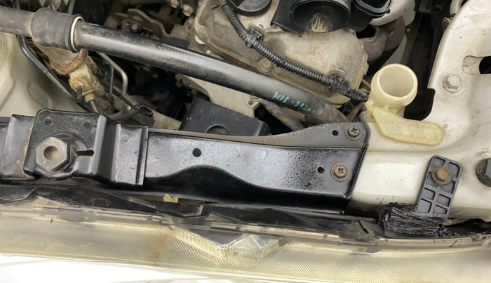 2012 Maruti Swift Dzire VXI, Petrol, Manual, 1,02,818 km, Right headlight - Clamp has minor damage
