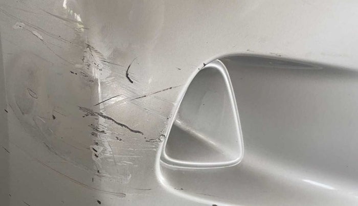 2016 Hyundai Eon ERA +, Petrol, Manual, 59,319 km, Front bumper - Minor scratches