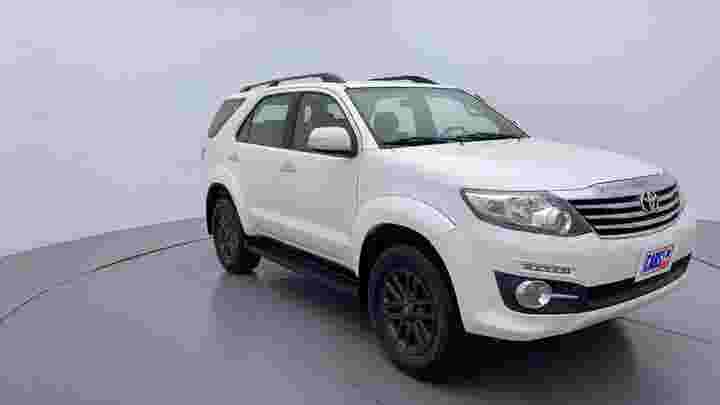 Used TOYOTA FORTUNER 2015 GXR Automatic, 126,289 km, Petrol Car