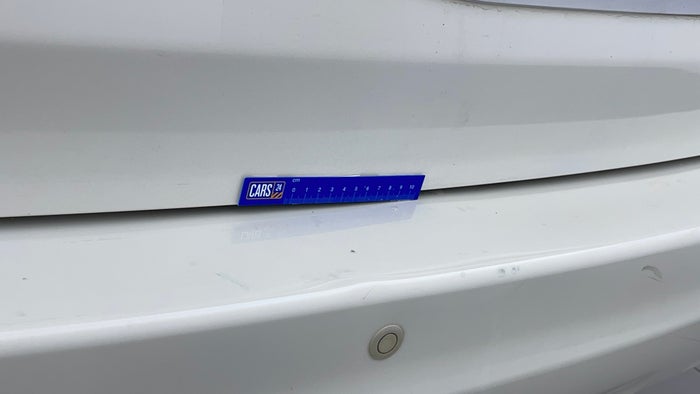 TOYOTA FORTUNER-Bumper Rear Scratch