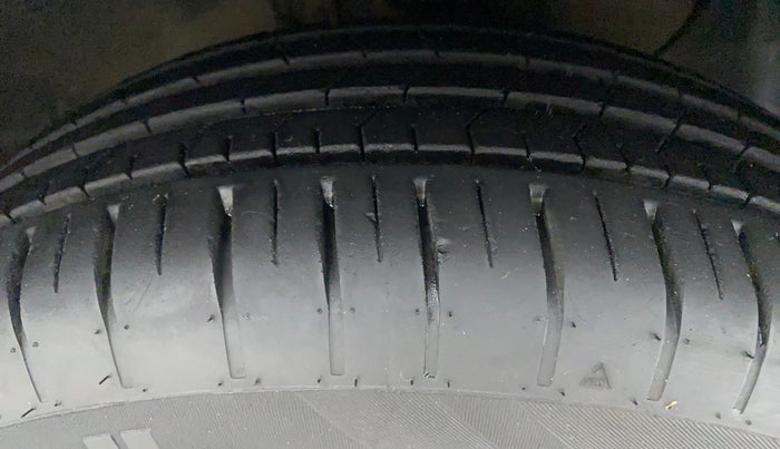2018 Hyundai Elite i20 ASTA 1.2  CVT, Petrol, Automatic, 56,094 km, Right Front Tyre Tread