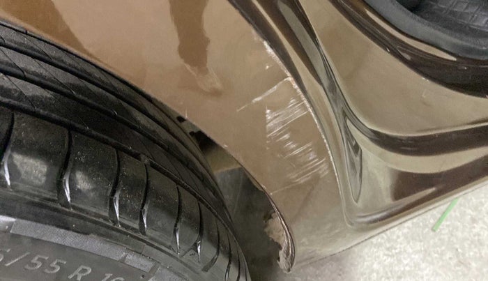 2019 Datsun Go Plus T, Petrol, Manual, 19,383 km, Right C pillar - Minor scratches