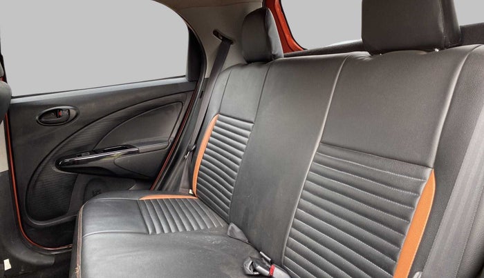 2015 Toyota Etios CROSS 1.2 G, Petrol, Manual, 23,653 km, Right Side Rear Door Cabin