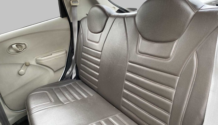 2014 Datsun Go T, Petrol, Manual, 36,932 km, Right Side Rear Door Cabin