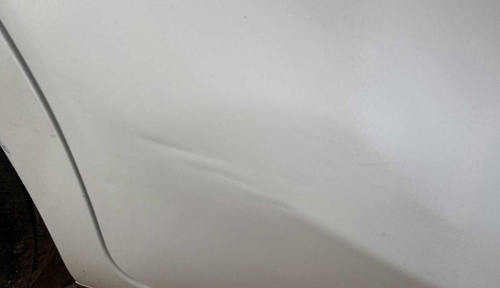 2014 Datsun Go T, Petrol, Manual, 36,932 km, Right rear door - Slightly dented