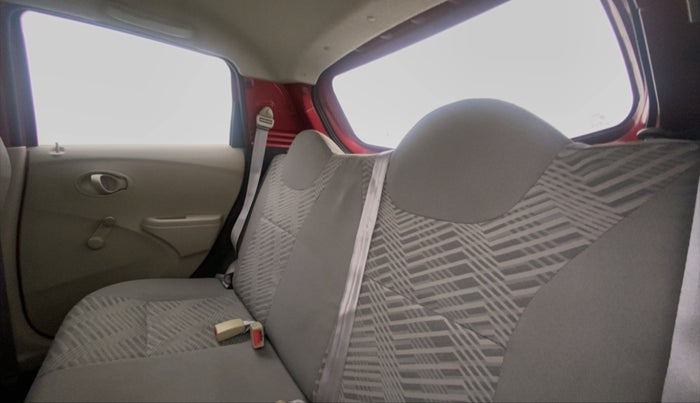 2014 Datsun Go A, Petrol, Manual, 18,499 km, Right Side Rear Door Cabin