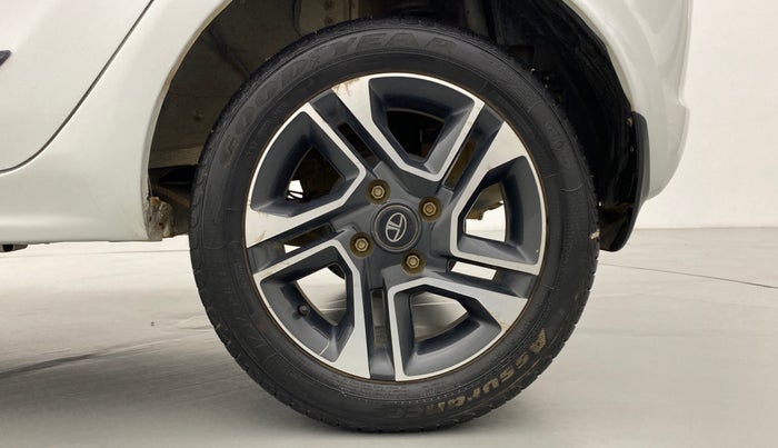 2019 Tata Tiago XZ+ 1.2 Revotron, Petrol, Manual, 36,771 km, Left Rear Wheel