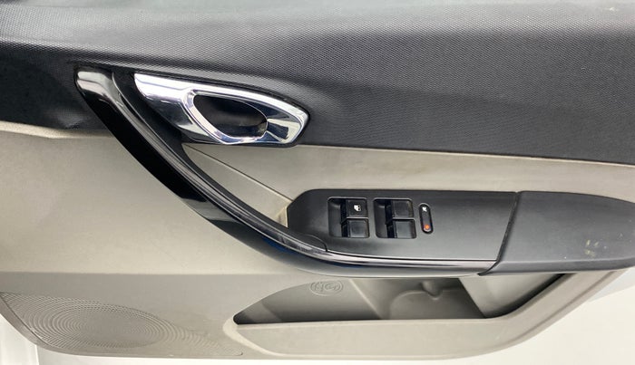 2019 Tata Tiago XZ+ 1.2 Revotron, Petrol, Manual, 36,771 km, Driver Side Door Panels Control