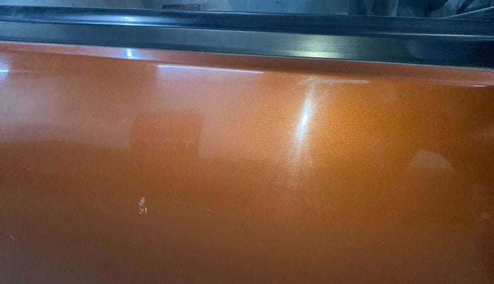 2016 Renault Duster 85 PS RXL, Diesel, Manual, 1,00,583 km, Driver-side door - Minor scratches