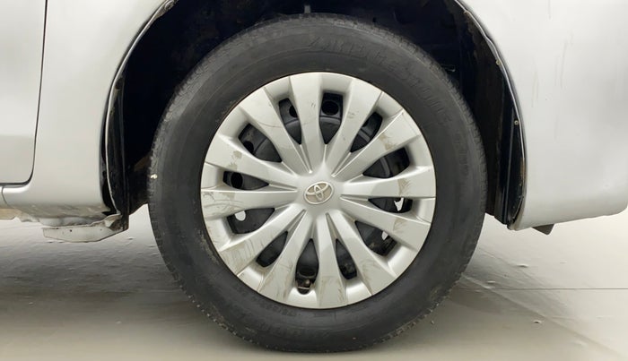 2012 Toyota Etios Liva G, Petrol, Manual, 63,341 km, Right Front Wheel