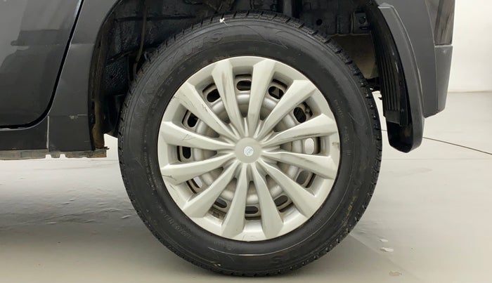 2018 Mahindra KUV 100 NXT K2 6 STR, Petrol, Manual, 51,108 km, Left Rear Wheel