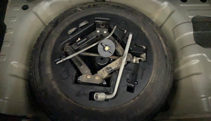 2018 Mahindra KUV 100 NXT K2 6 STR, Petrol, Manual, 51,108 km, Spare Tyre