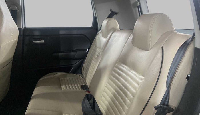 2021 Maruti New Wagon-R VXI 1.2, Petrol, Manual, 18,543 km, Right Side Rear Door Cabin