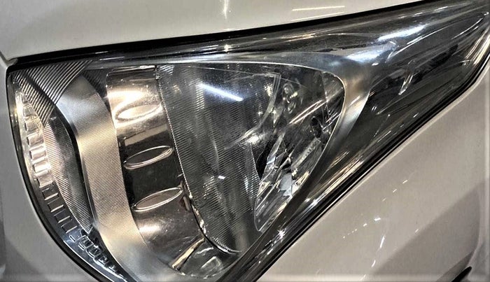 2015 Hyundai Eon ERA +, Petrol, Manual, 51,375 km, Left headlight - Minor scratches