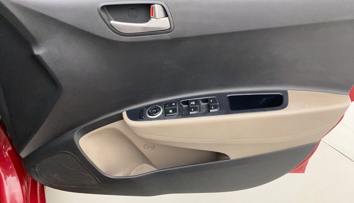 2014 Hyundai Xcent S 1.2, Petrol, Manual, 55,764 km, Driver Side Door Panels Control