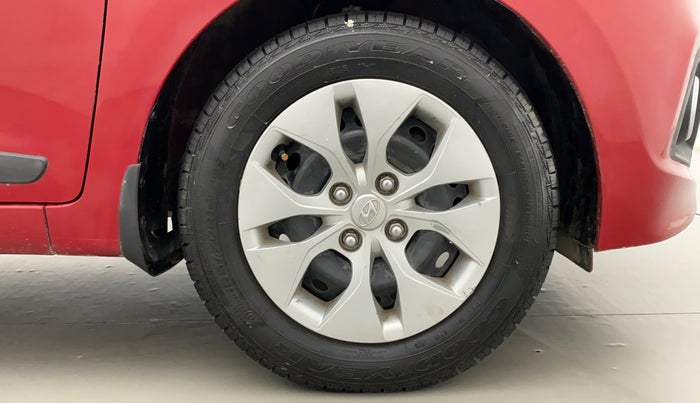 2014 Hyundai Xcent S 1.2, Petrol, Manual, 55,764 km, Right Front Wheel