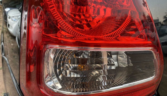 2011 Toyota Etios G, Petrol, Manual, 58,683 km, Left tail light - Minor scratches