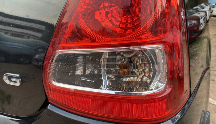 2011 Toyota Etios G, Petrol, Manual, 58,683 km, Right tail light - Minor damage