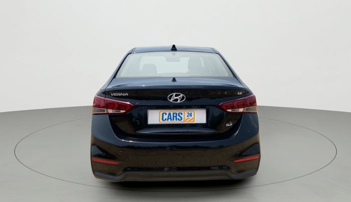 2019 Hyundai Verna 1.6 VTVT SX, Petrol, Manual, 45,085 km, Back/Rear