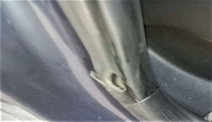 2019 Hyundai VENUE SX PLUS 1.0 TURBO DCT, Petrol, Automatic, 86,626 km, Right rear door - Beading has minor damage
