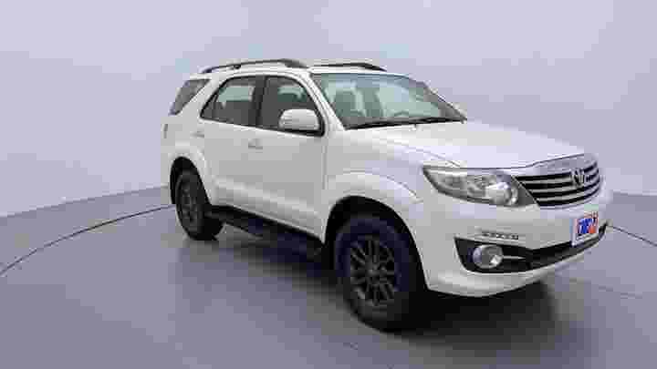 Used TOYOTA FORTUNER 2015 GXR Automatic, 105,270 km, Petrol Car