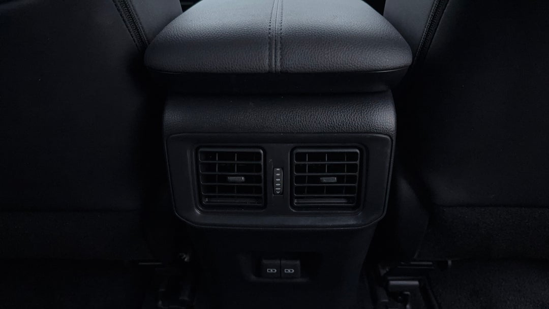 Rear A/C Vent