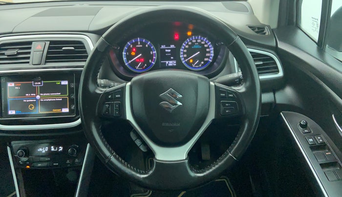 2018 Maruti S Cross ALPHA SHVS, Diesel, Manual, 28,912 km, Steering Wheel Close-up