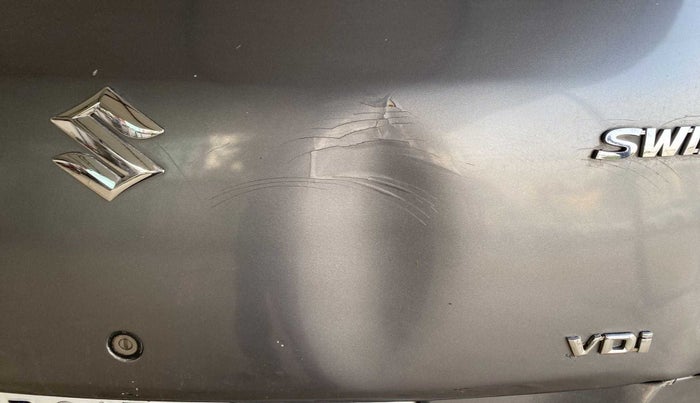 2013 Maruti Swift VDI, Diesel, Manual, 45,148 km, Dicky (Boot door) - Slightly dented