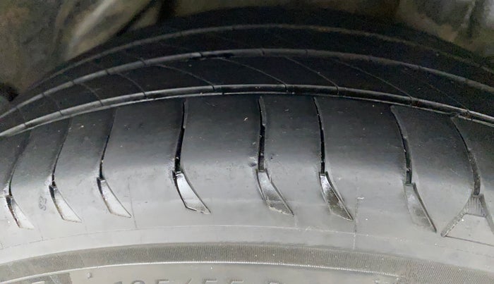 2017 Hyundai Verna 1.6 CRDI SX + AT, Diesel, Automatic, 81,948 km, Left Rear Tyre Tread